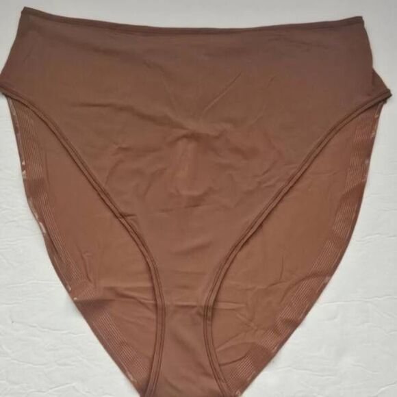 2 PAIR SKIMS HI CUT BRIEF PANTY NWT - Picture 6 of 13